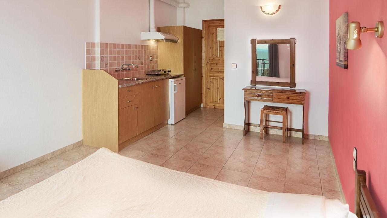 Pharos Rooms Ília 외부 사진